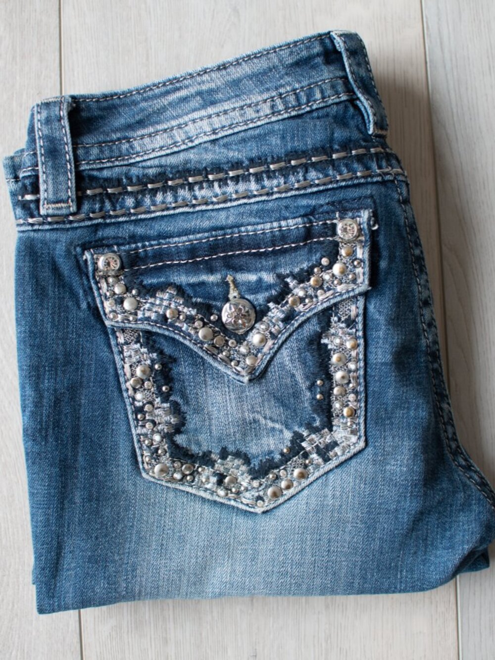 Miss Me Boot Cut Signature - Picture 14 of 15